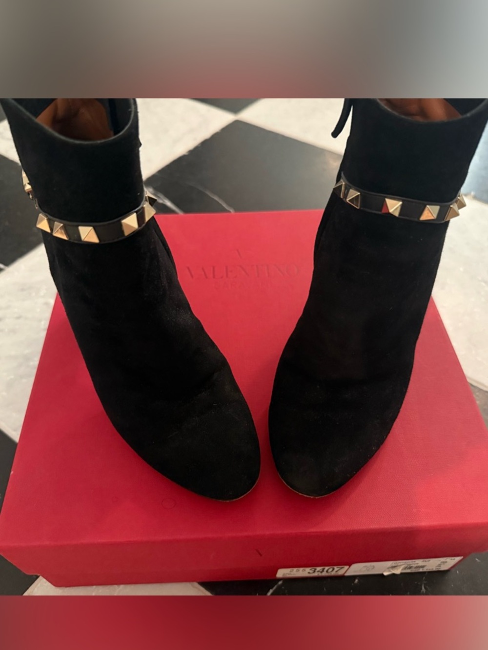 Valentino Rockstud Ankle Boots EU 36 Black Like New